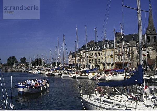 10649613  Old Town  Boote  Applejacks  Frankreich  Europa  Hafen  Port  Honfleur  Küste  Meer  Normandie  Segelboote  Stadt  Stadt