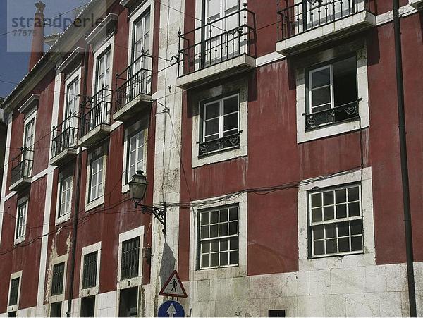 Lissabon Hauptstadt bauen Fenster Wohnhaus Gebäude Architektur Fassade Hausfassade Portugal