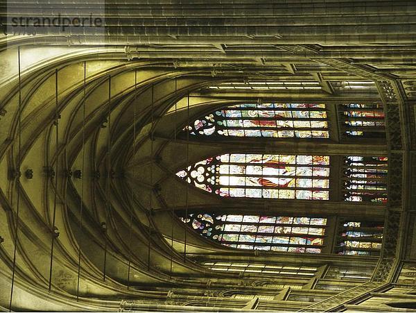 10649906  Architektur  Gewölbe  innerhalb  Kathedrale  Kirche  Kirche-Fenster  Kunst  Geschicklichkeit  Prag  religiös  Tschechien  Europa  Vei