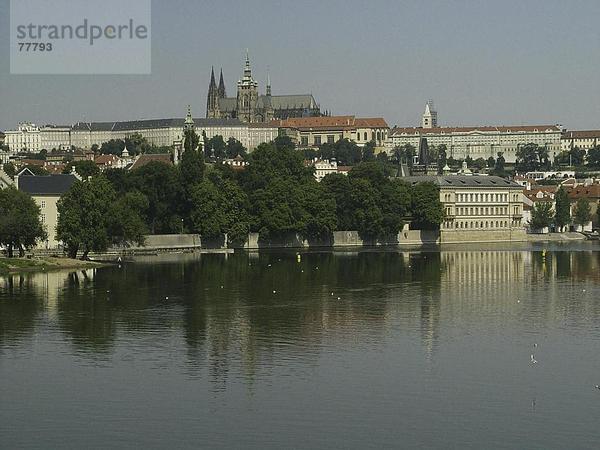 10649909  Blick  River  Fluss  Hradcany  Moldawien  Prag  Prager Burg  Tschechien  Europa  Veitsdom