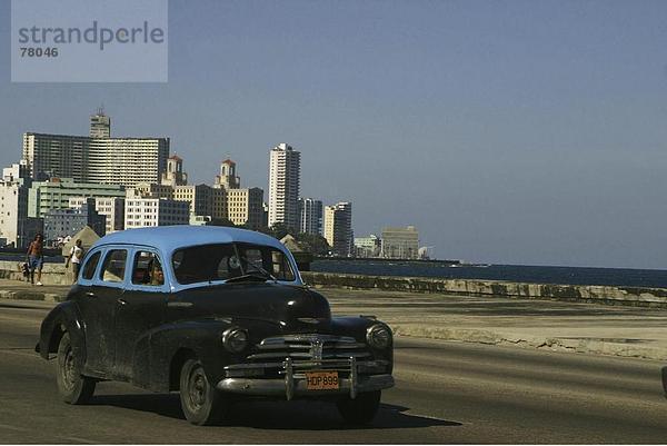 10650209  Auto  Auto  Havanna  Kuba  Karibik  Meer  Küste  Oldtimer  PKW  Auto  Auto  Stadt  Stadt  Straße