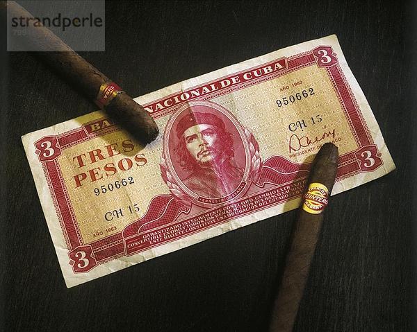 10761308  bank Hinweis  Bill  Fremdwährung  Slogans  Export  Finanzen  Finanzmarkt  Geld  Geldschein  Rechnung  Kuba  Caribbea