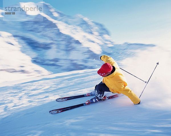 Sport & Erholung. Skifahren. Mann