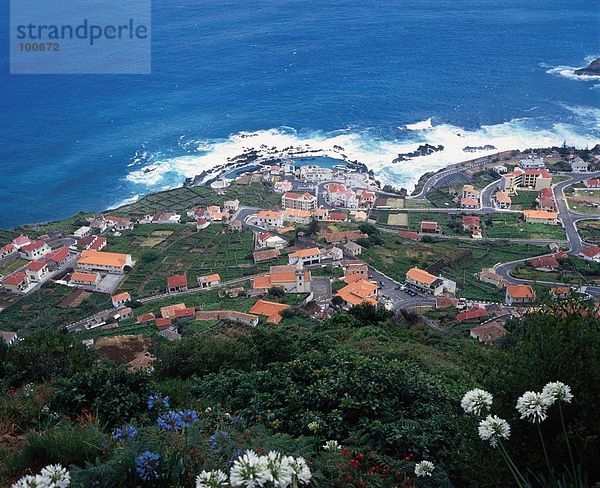 hoch oben Gebäude Küste Ansicht Flachwinkelansicht Winkel Madeira Portugal