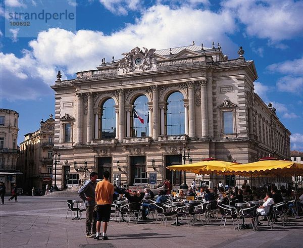 Frankreich Wohnhaus Tourist frontal Place de la Comédie Herault Montpellier Oper