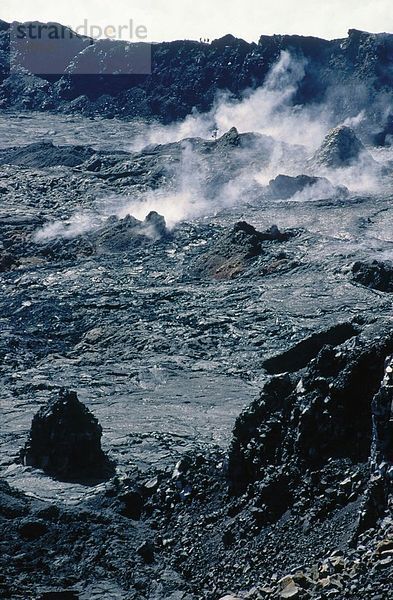 Dampf aus Vulkanlandschaft  Piton De La Fournaise  Réunion  Frankreich