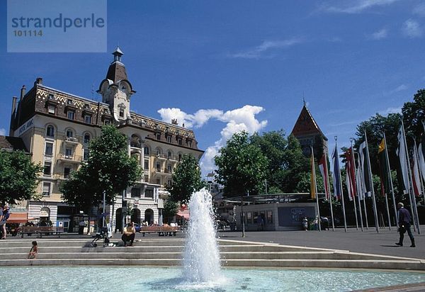 Brunnen am Altstädter Ring  Place Du Port  Lausanne  Waadt  Italien