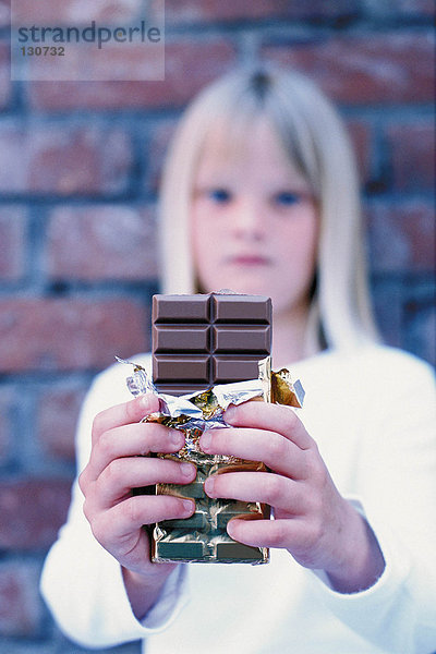 Mädchen mit Schokolade