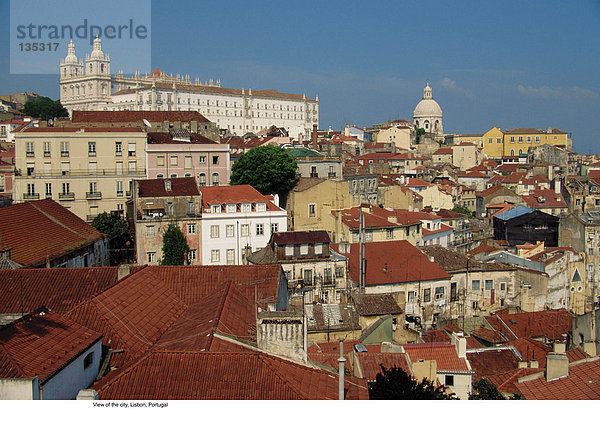 Blick auf die Stadt  Lissabon  Portugal