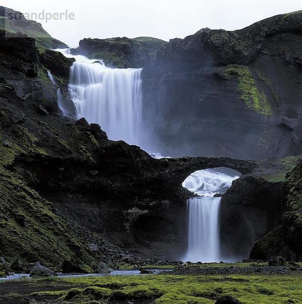 Wasserfall und Natur zu überbrücken  Eldgja Feuer Schlucht  Ofaerufoss  Island