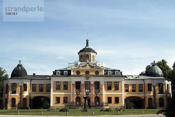 Fassade des Schlosses  Schloss Belvedere  Weimar  Thüringen  Deutschland