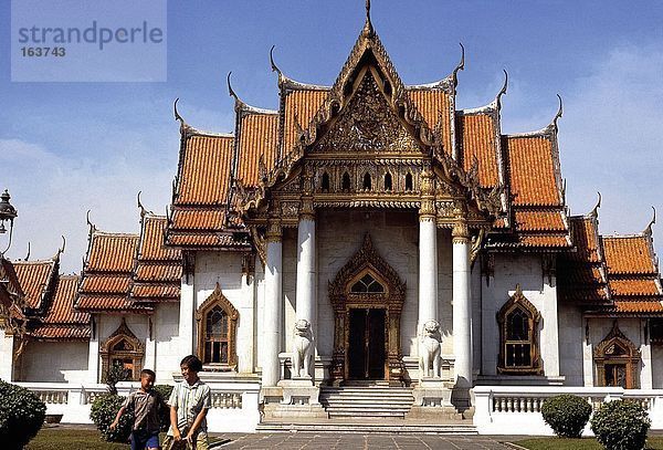 Fassade des Tempels  Wat Benjamabophit  Bangkok  Thailand