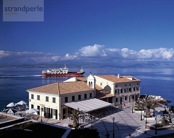 hoch oben Hintergrund Fähre Urlaub Ansicht Flachwinkelansicht Korfu Winkel Griechenland Ionische Inseln