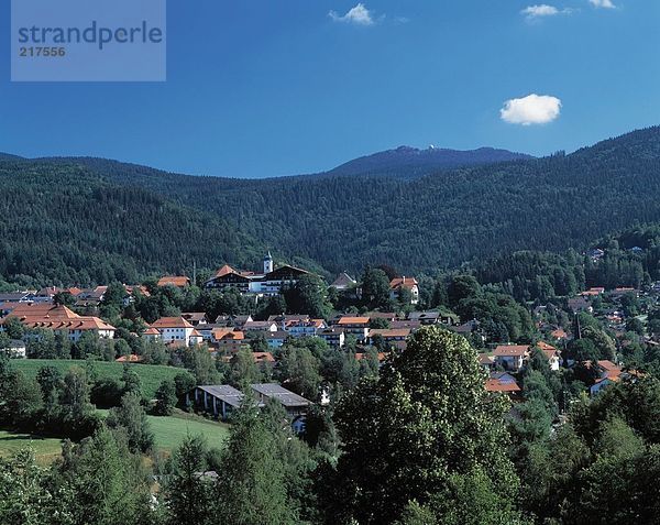 Berg Gebäude Hintergrund Dorf Bayern Deutschland