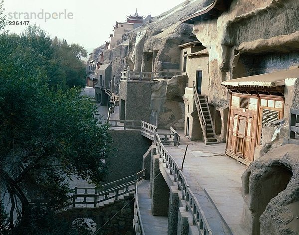Treppe zu Höhlen  China