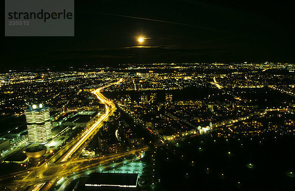 München bei Nacht  Bayern  Deutschland