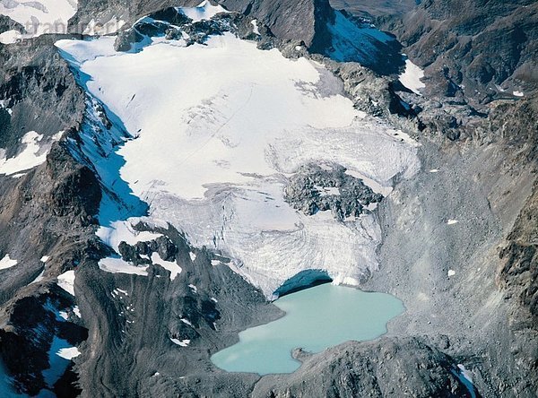 10160968  Eis  Gletscher Gletschersee  Luftaufnahme  Luftaufnahme  Piz Lagrev  Alpen  Gebirge  Landschaft  Graubünden  Graubünden  Sw