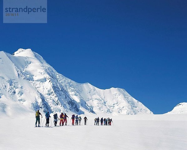 10292985  alpine  Alpen  Berge  Wintersport  Sport  Aletsch Gletscher  Gletscher  Schweiz  Europa  Aufstieg  die Gans-mars