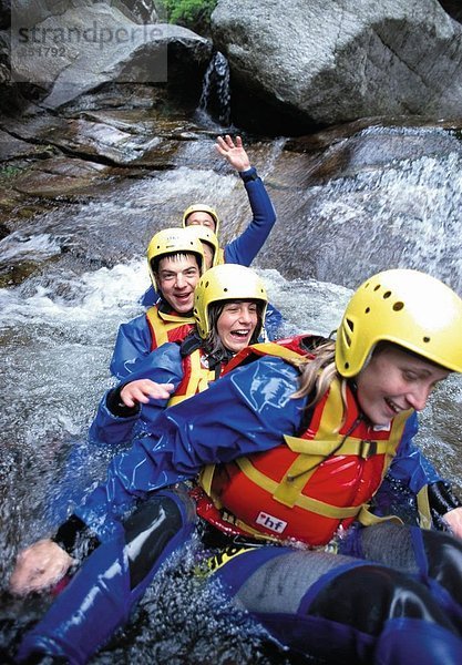 Wasser Europa Abenteuer Gerät Canyoning Spaß Schweiz Kanton Tessin