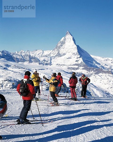 Wintersport Europa Berg Winter Sport Matterhorn Sehenswürdigkeit Schweiz Kanton Wallis