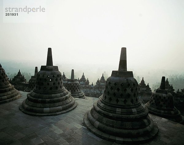 10519469  Borobudur  Dämmerung  Dämmerung  Java  Indischer Ozean  Kultur  Silhouetten  Stimmung  Stupas