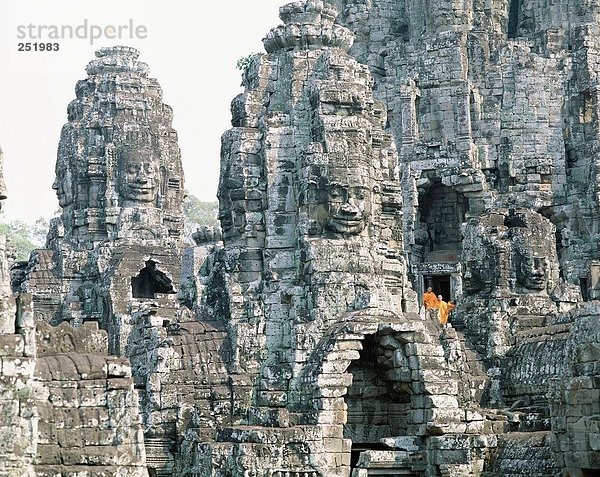 10560014  Angkor  Bayon Tempel  Kambodscha  Asien  Siem Reap  steinernen Gesichter  Türme  Türme  UNESCO  kulturelle Erbe von Welt  zwei  m