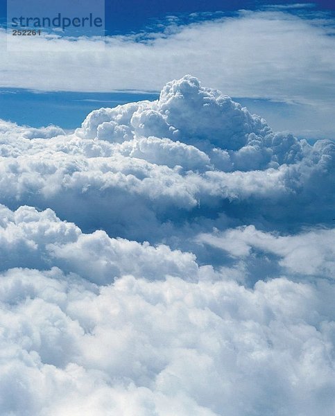 10126664  Luftaufnahme  Heap-Wolke  Wolken  Wetter  Luftaufnahme  Überblick  weiß  blau