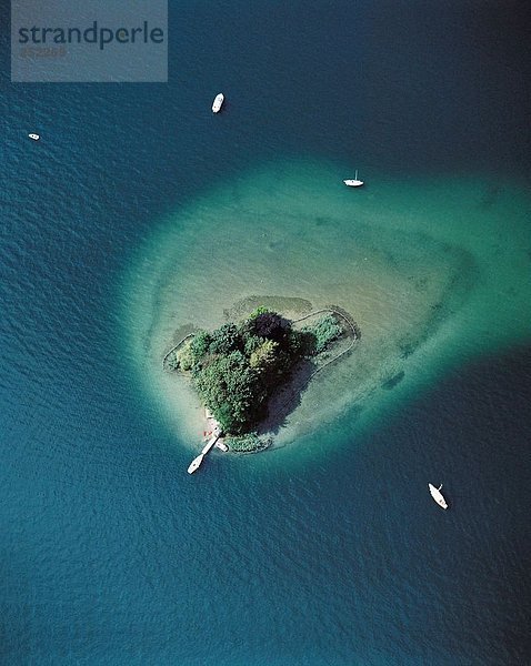 10131843  Körper von Wasser  Boote  Island  Insel  Schonenwerd  in der Nähe von Richterswil  Insel  Luftaufnahme  Luftaufnahme  Schweiz  Eu