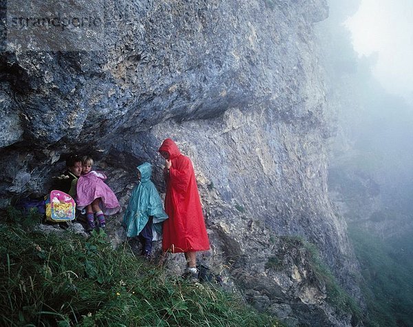 10231346  Alpstein  Familie  Felsen  Felsen  Gewitter  Schweiz  Europa  Projektion  walking  Wandern  zwei  Kinder