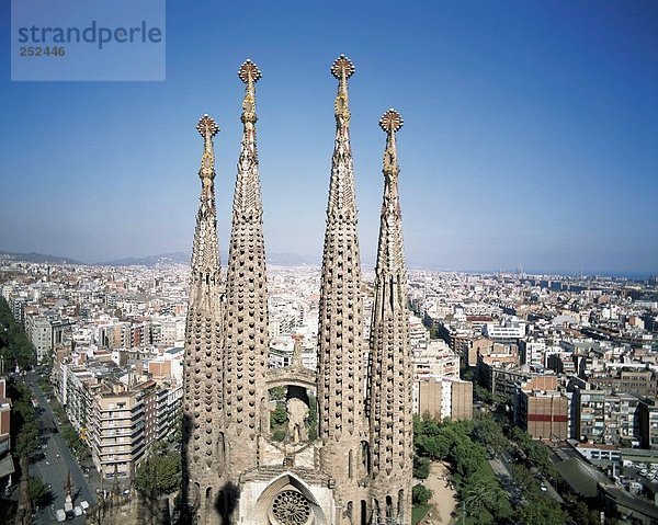 10317804  Barcelona  Detail  Hintergrund  Sagrada Familia  Spanien  Europa  Stadt  Stadt  Türme  Türme  Überblick