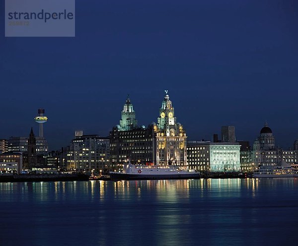 Reisen. Vereinigtes Königreich. England. Liverpool. Waterfront Gebäude.