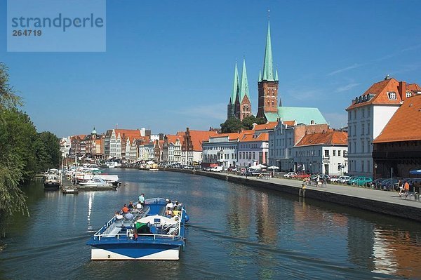 Tour-Boot Segeln im Fluss  Schleswig-Holstein  Deutschland