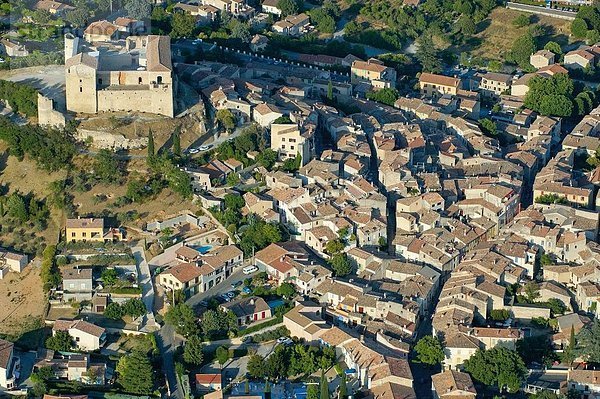Luftbild von Stadt  Alpes-De-Haute-Provence  Frankreich