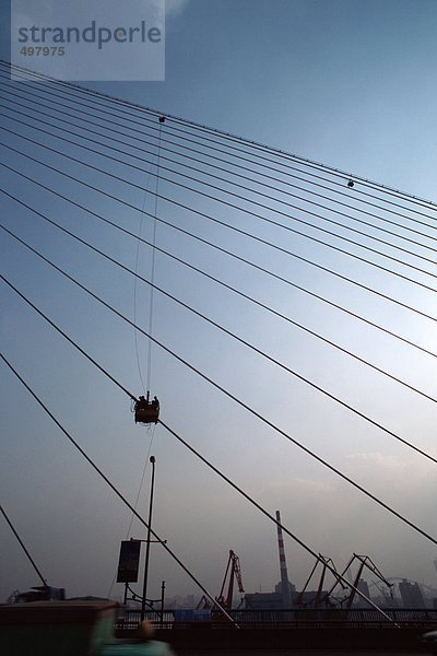 China  Shanghai  Apu Hängebrücke