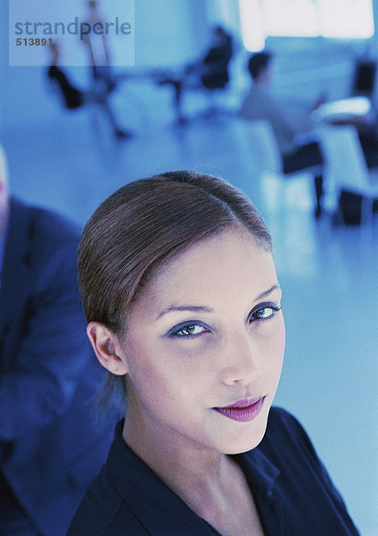 Geschäftsfrau im Büro  Portrait