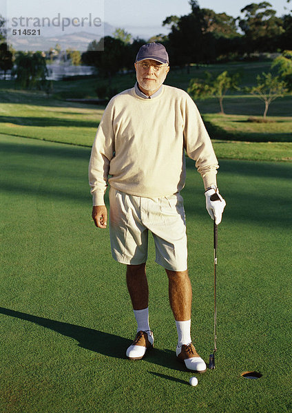Reife Golferin  Portrait