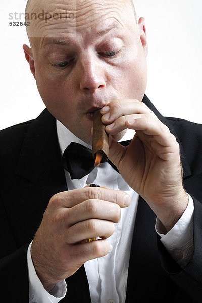 Mann Beleuchtung Zigarre  Portrait