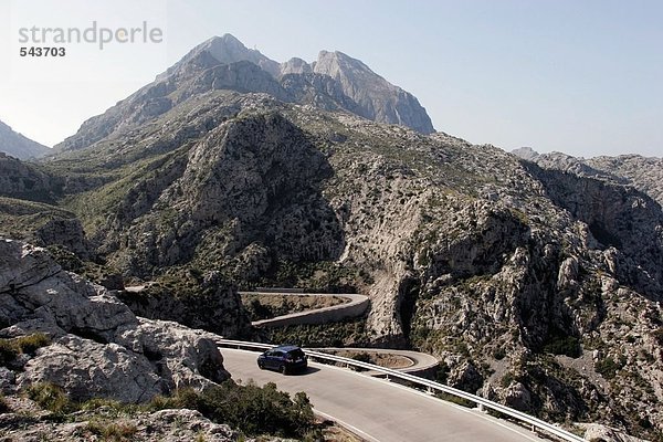 Erhöhte Ansicht Autos auf Mountain Road  Sa Calobra  Mallorca  Balearen  Spanien