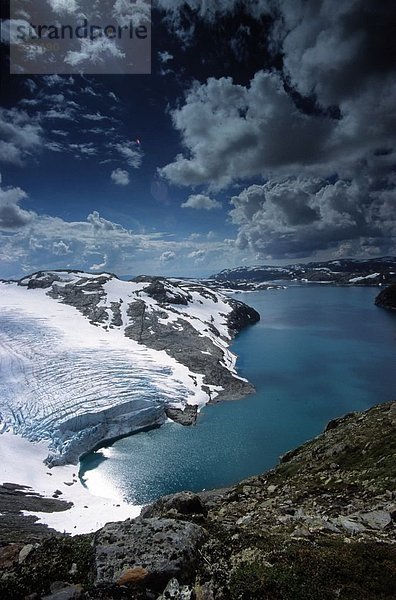 Wolken über Gletscher  Hardangervidda Nationalpark  Norwegen