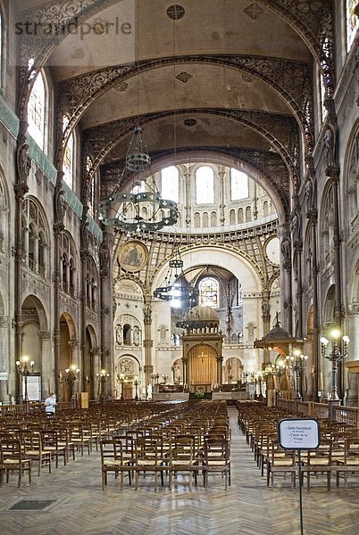 Innere der Kirche  Saint Augustin Kirche  Paris  Frankreich