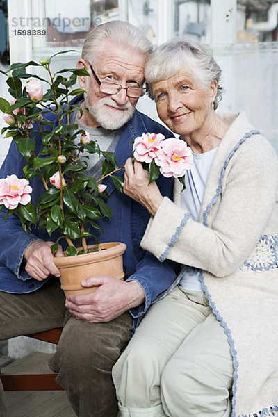 Eine skandinavische älteres Ehepaar Schweden.
