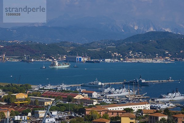 hoch oben Ufer Großstadt Ansicht Flachwinkelansicht La Spezia Winkel Cinque Terre Italien Ligurien