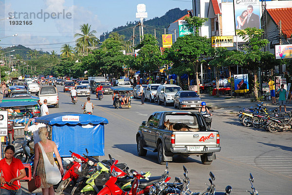 Verkehr auf Road  Ao Nang  Thailand