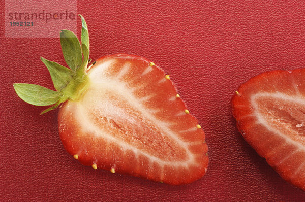 Halbierte Erdbeere  Nahaufnahme