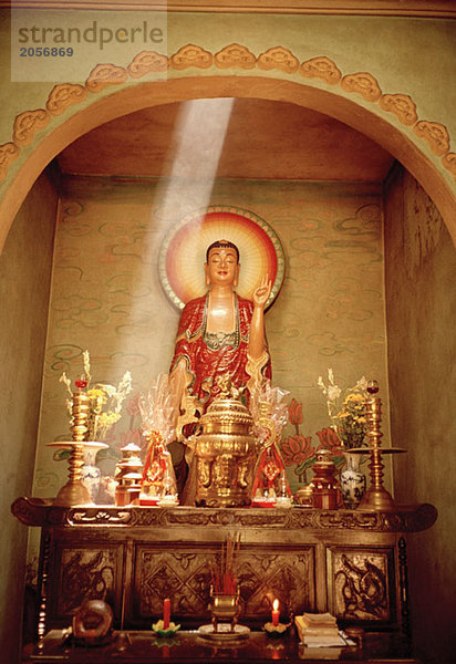 Buddhistischer Altar in einem Tempel  Vietnam