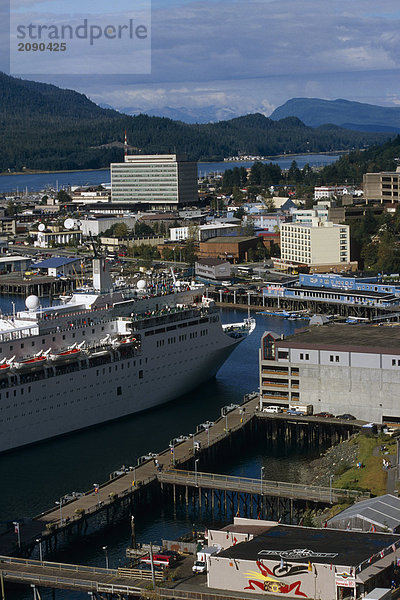 Juneau Harbor Princess Cruise Ship Südosten AK Sommer scenic