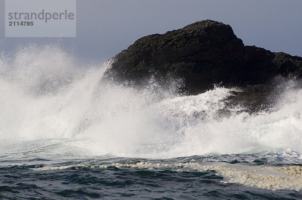 Waves crashing on rocks  Chesterman Beach  Tofino  Vancouver Island  BC