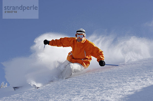 Österreich  Saalbach  Brillenträger Skiabfahrt