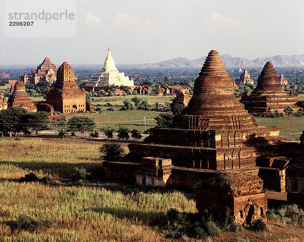 Blick auf den Ruinen Bagan  Myanmar (Burma)
