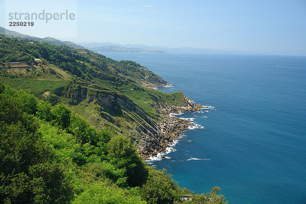 Luftbild von Küste  baskischen Provinzen  Spanien